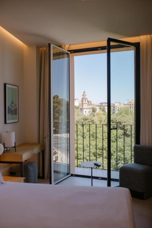 Myr Puerta Serranos Valencia Exterior photo